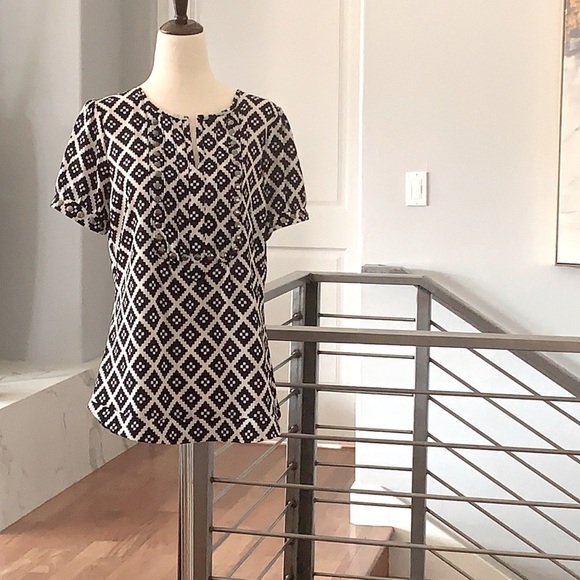 41 Hawthorne Blue White Geometric Print Short Sleeve Blouse Women's Small - Picture 3 of 7